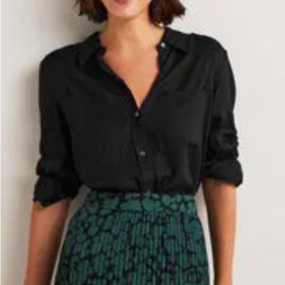 Boden Longline Pocket Detail Shirt in Black